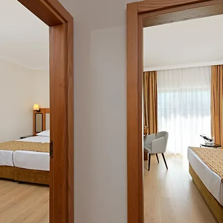Aydinbey Famous Resort Belek Room photo