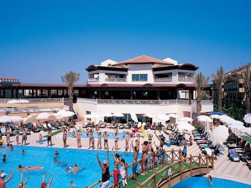 Курортний комплекс Aydinbey Famous 5*