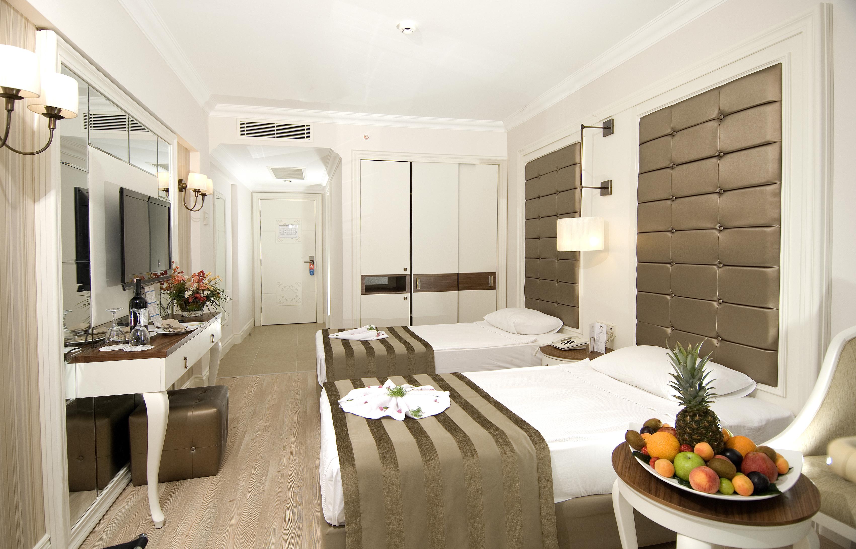 Aydinbey Famous Resort 5*