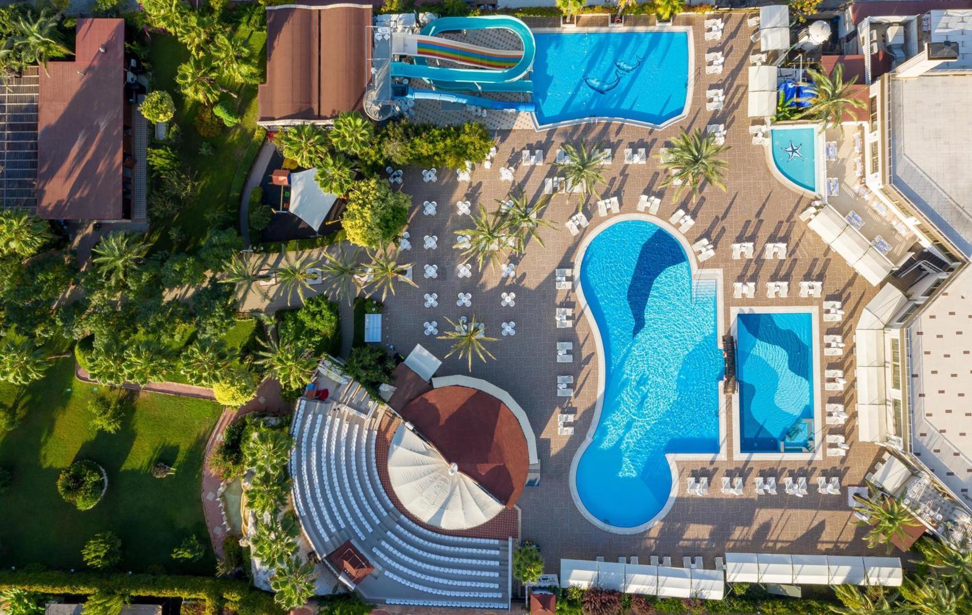 Aydinbey Famous Resort 5*